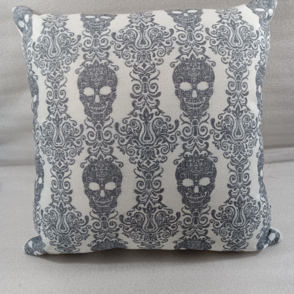Homey Cozy Skull Throw Pillow 20X20